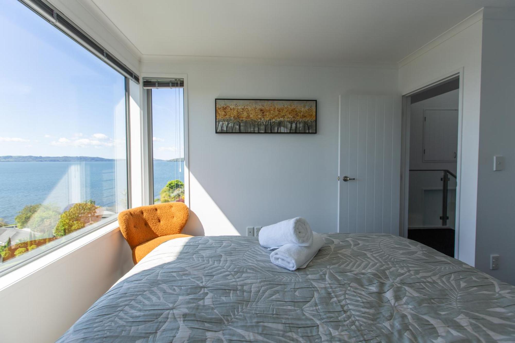 Rotorua Serenity Lakeview Retreat エクステリア 写真