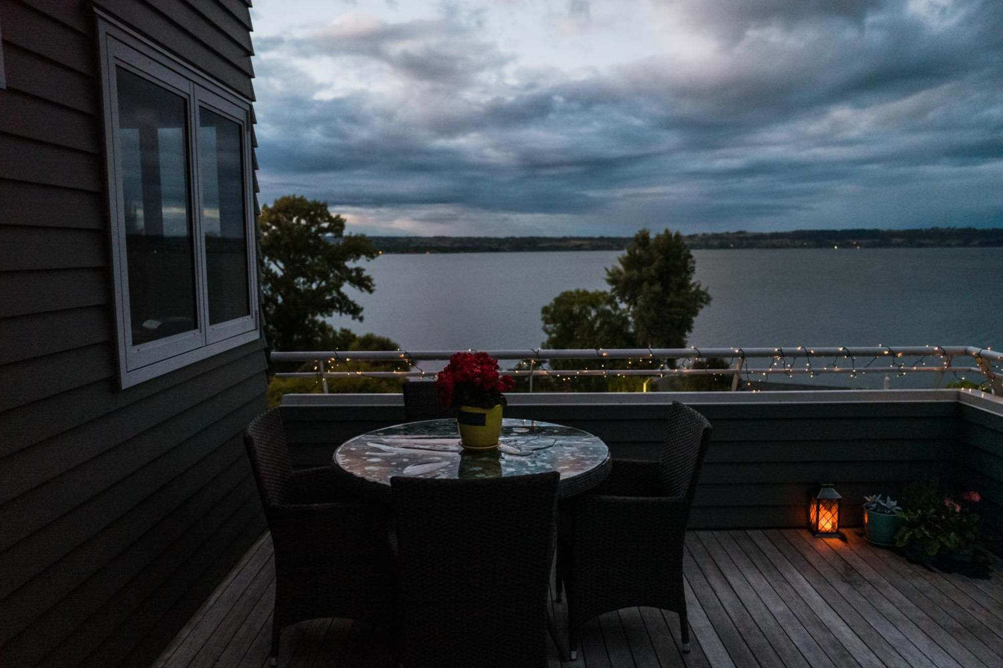 Rotorua Serenity Lakeview Retreat エクステリア 写真