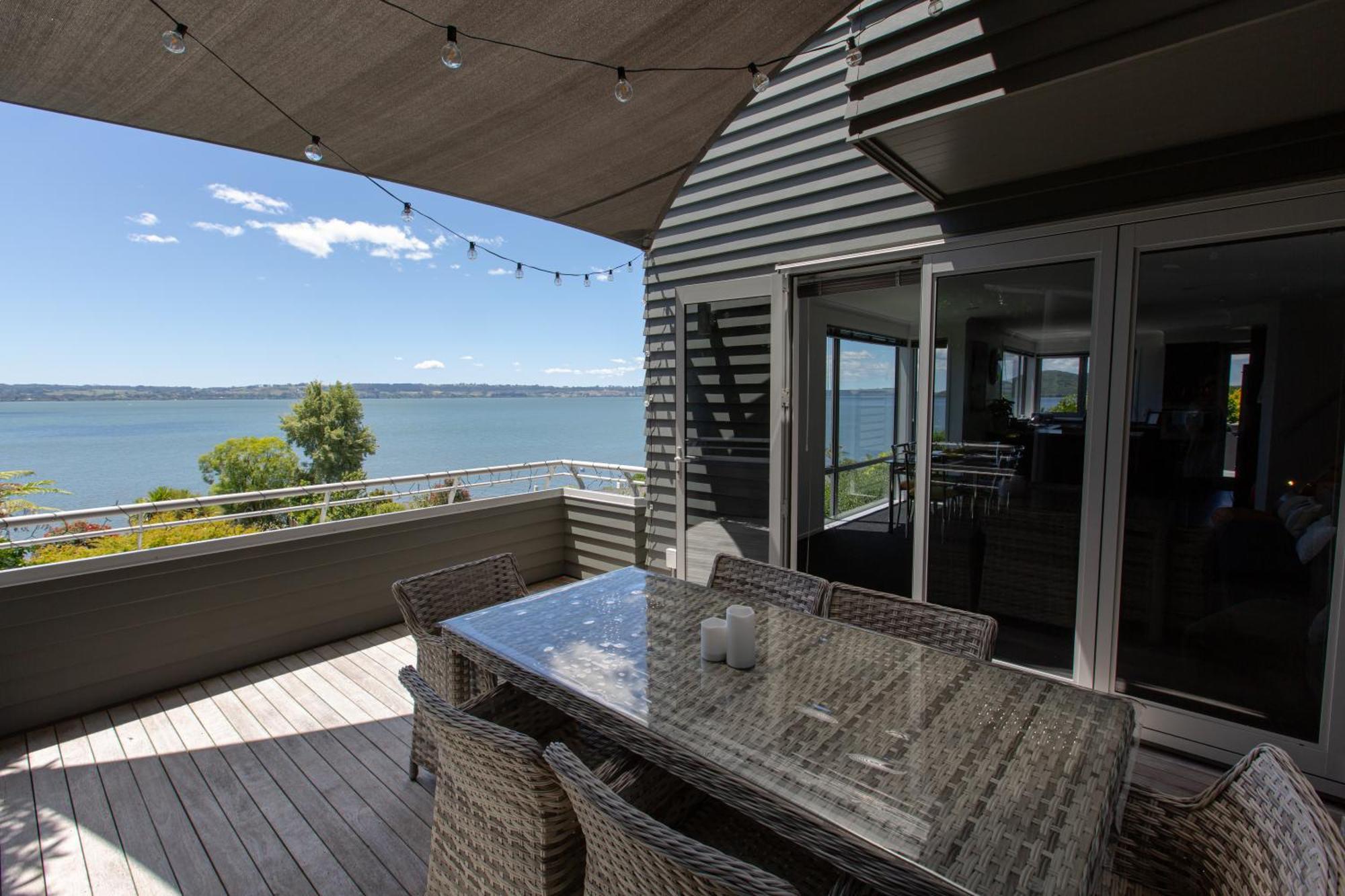 Rotorua Serenity Lakeview Retreat エクステリア 写真